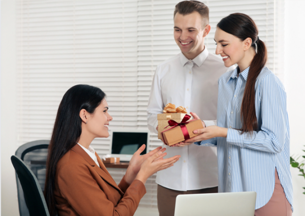 Tips afscheidscadeau collega | STERKADO