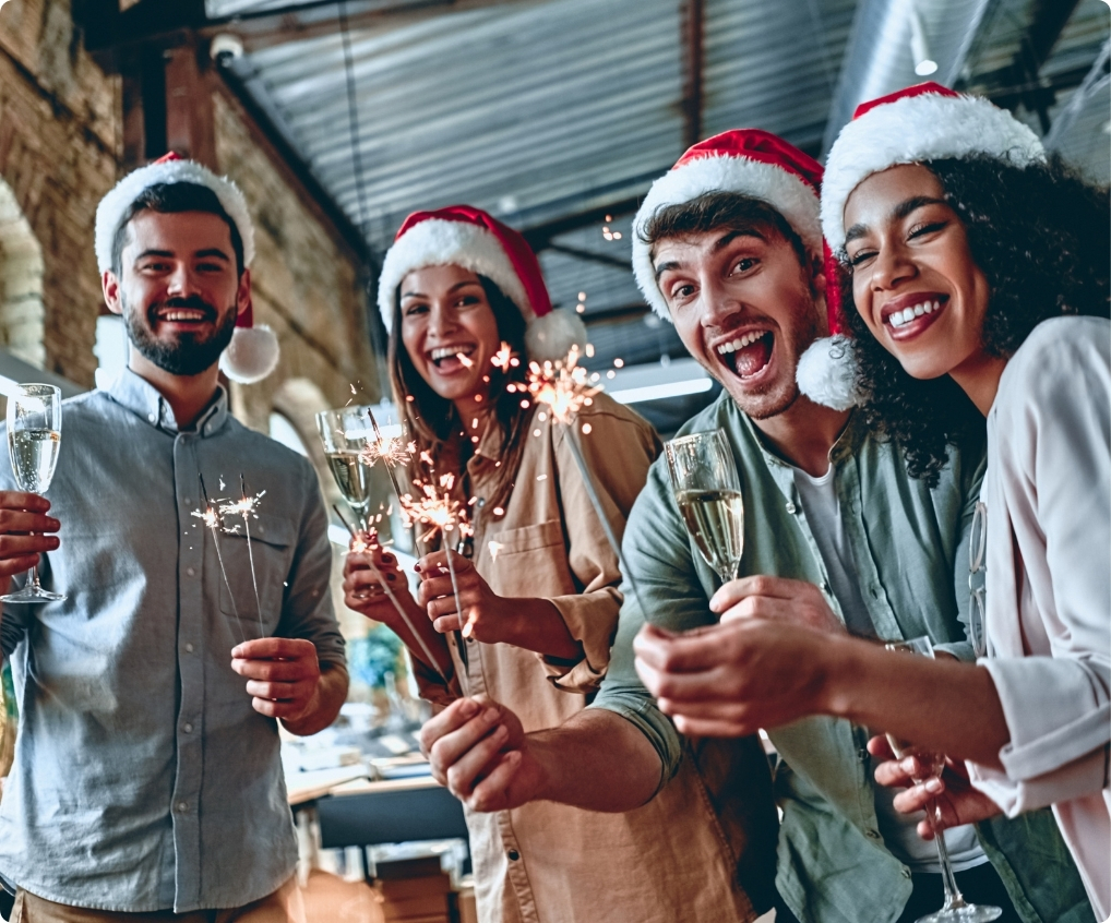 Collega's krijgen een kerstgeschenk Kerstpakket of Keuze Kado van STERKADO